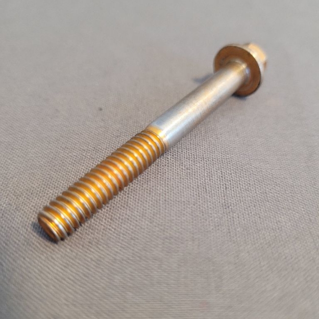 Bild på SCREW,CAP-HFH 1/4-20 X 2.25 GR8 Z&Y